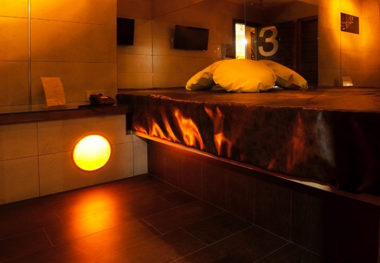 4183_apricots-corsega252-escorts-barcelona-2-1