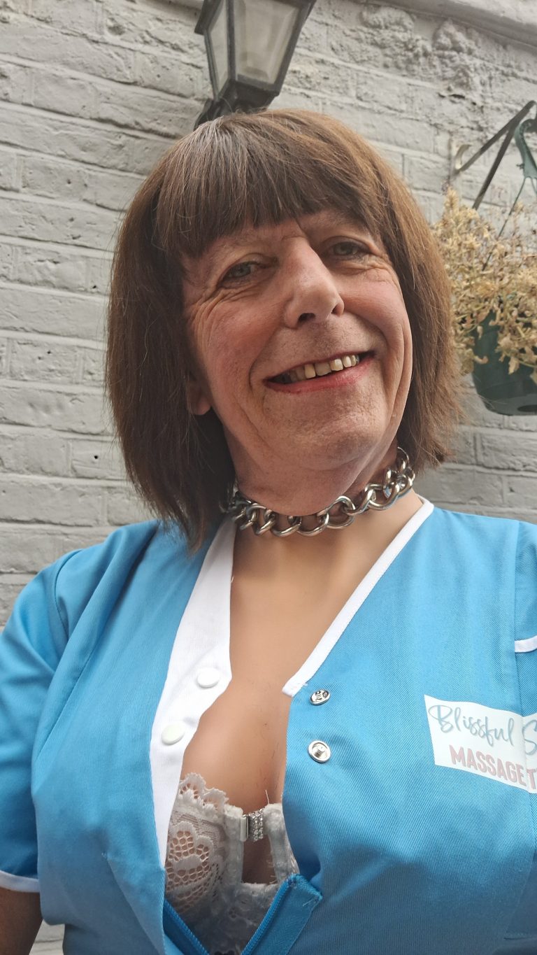 Massage therapist1 768x1365